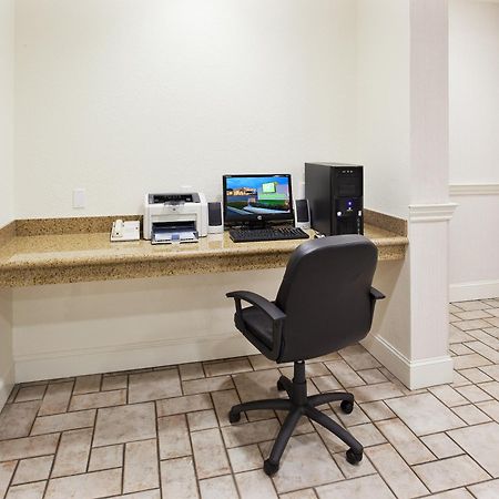 Holiday Inn Redding By Ihg Bagian luar foto
