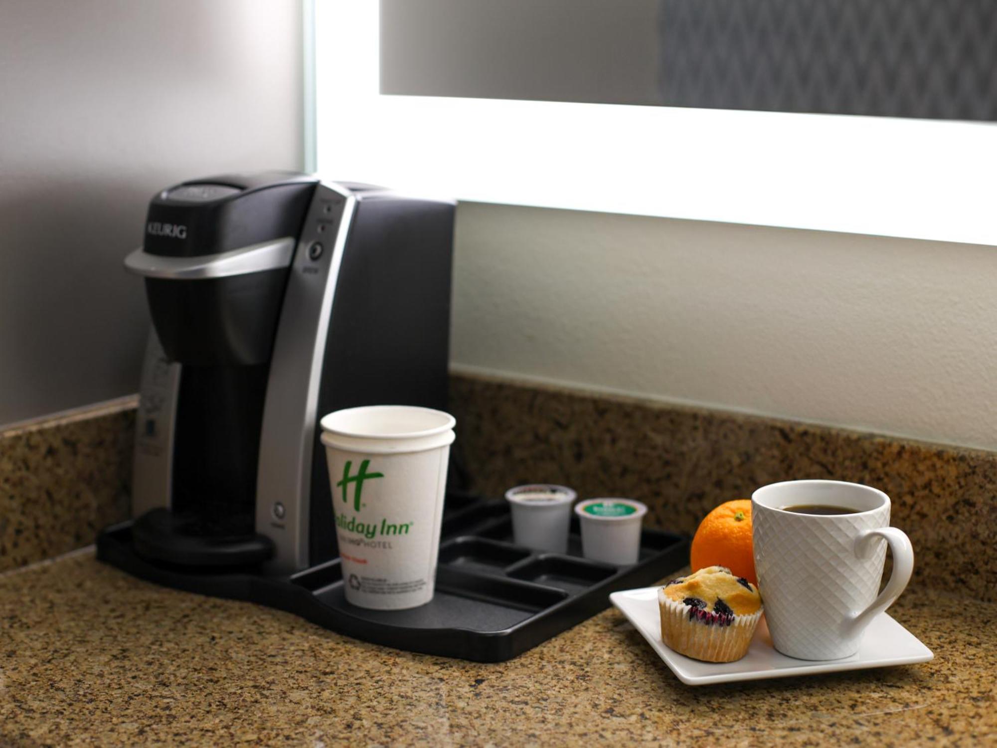 Holiday Inn Redding By Ihg Bagian luar foto