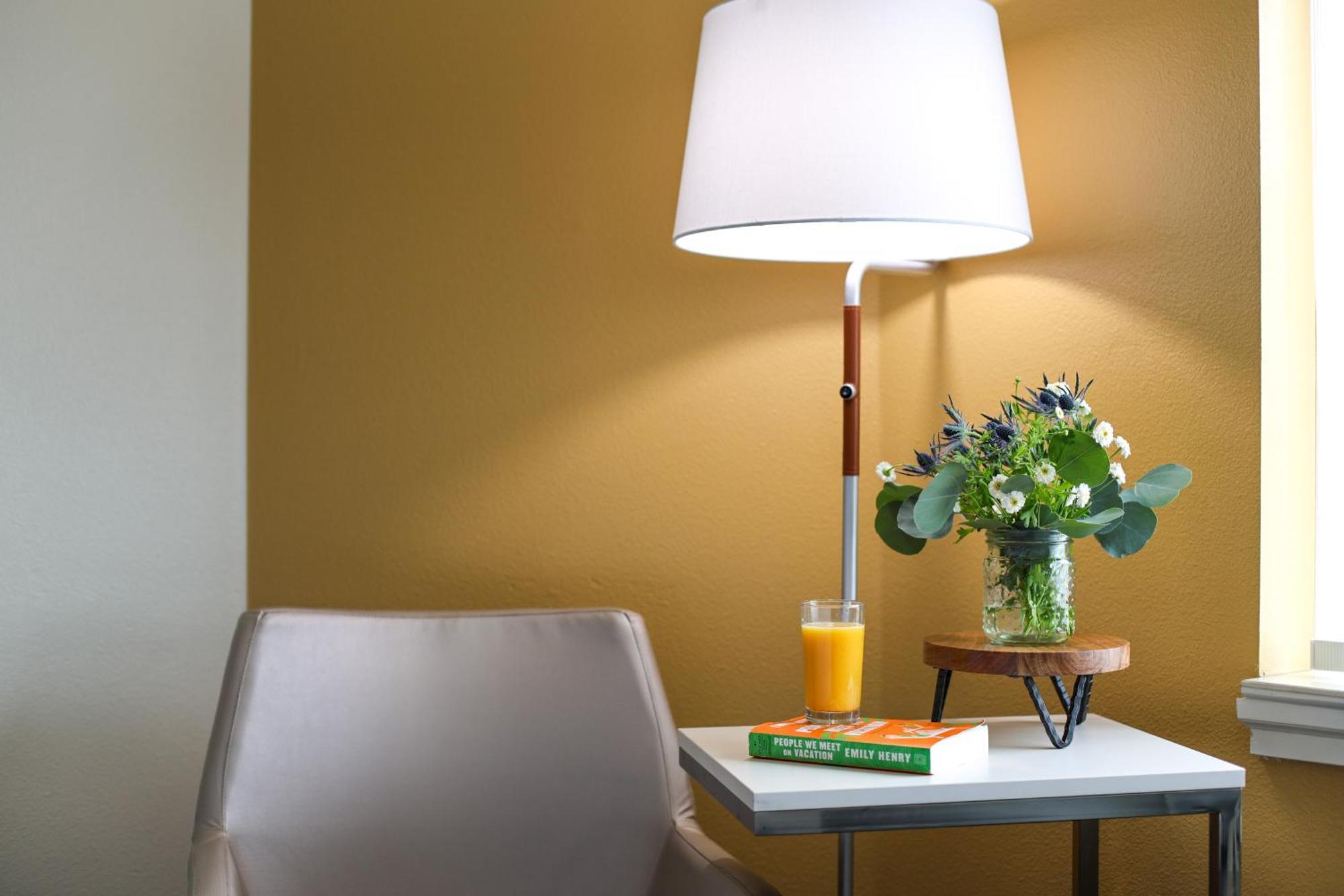Holiday Inn Redding By Ihg Bagian luar foto