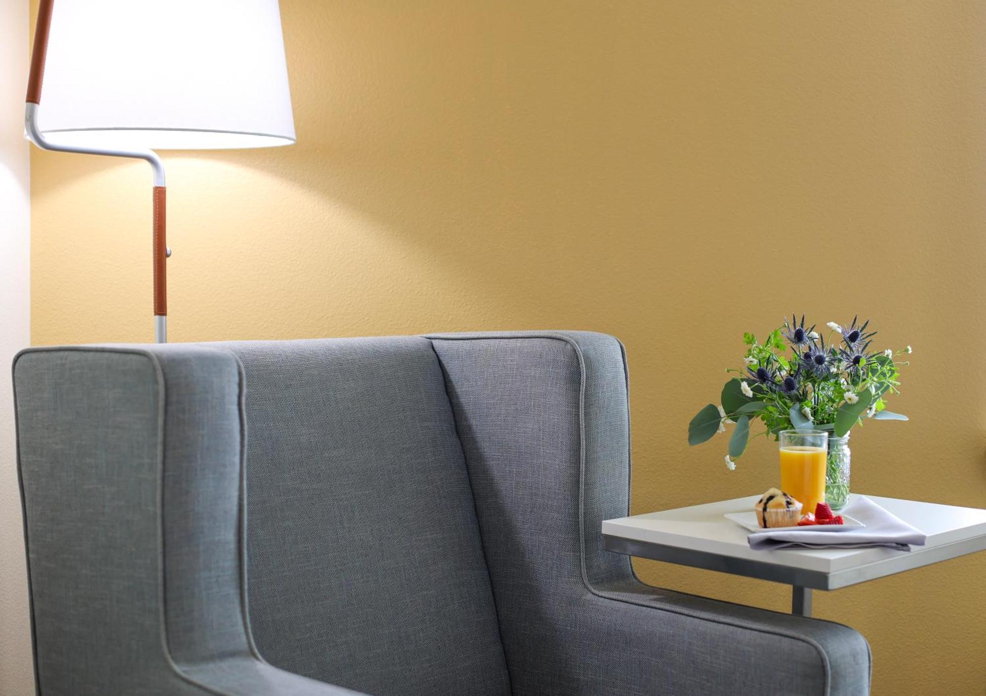 Holiday Inn Redding By Ihg Bagian luar foto