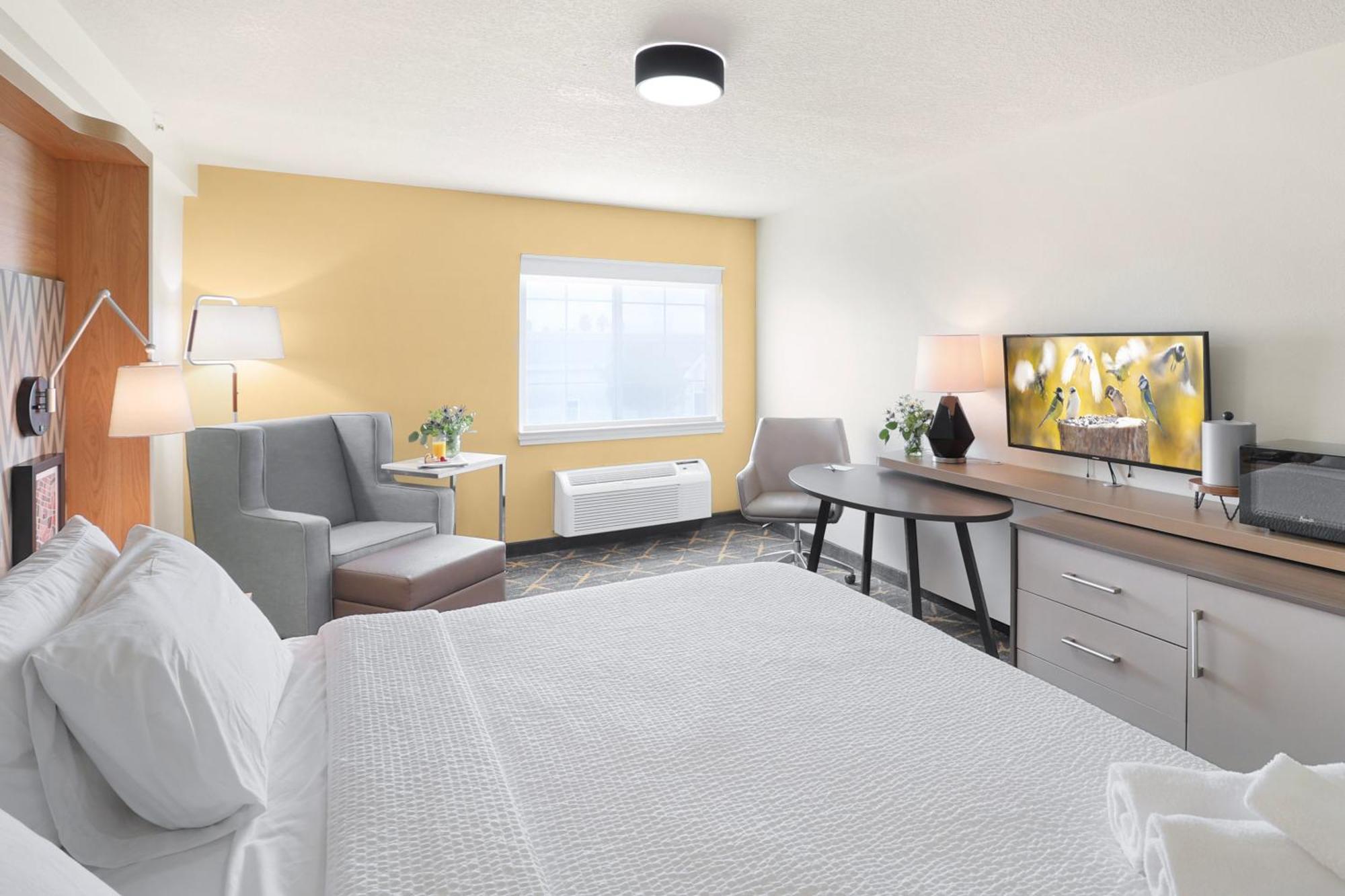 Holiday Inn Redding By Ihg Bagian luar foto